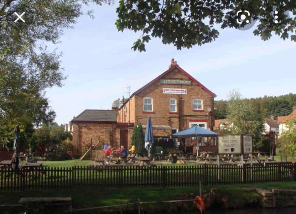 Hidden Gem Canal Facing Retreat With Lovely Walks Hopwas エクステリア 写真
